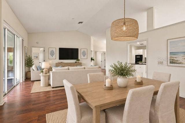 5816 BEAURIVAGE AVENUE, Sarasota, FL 34243 virtually staged