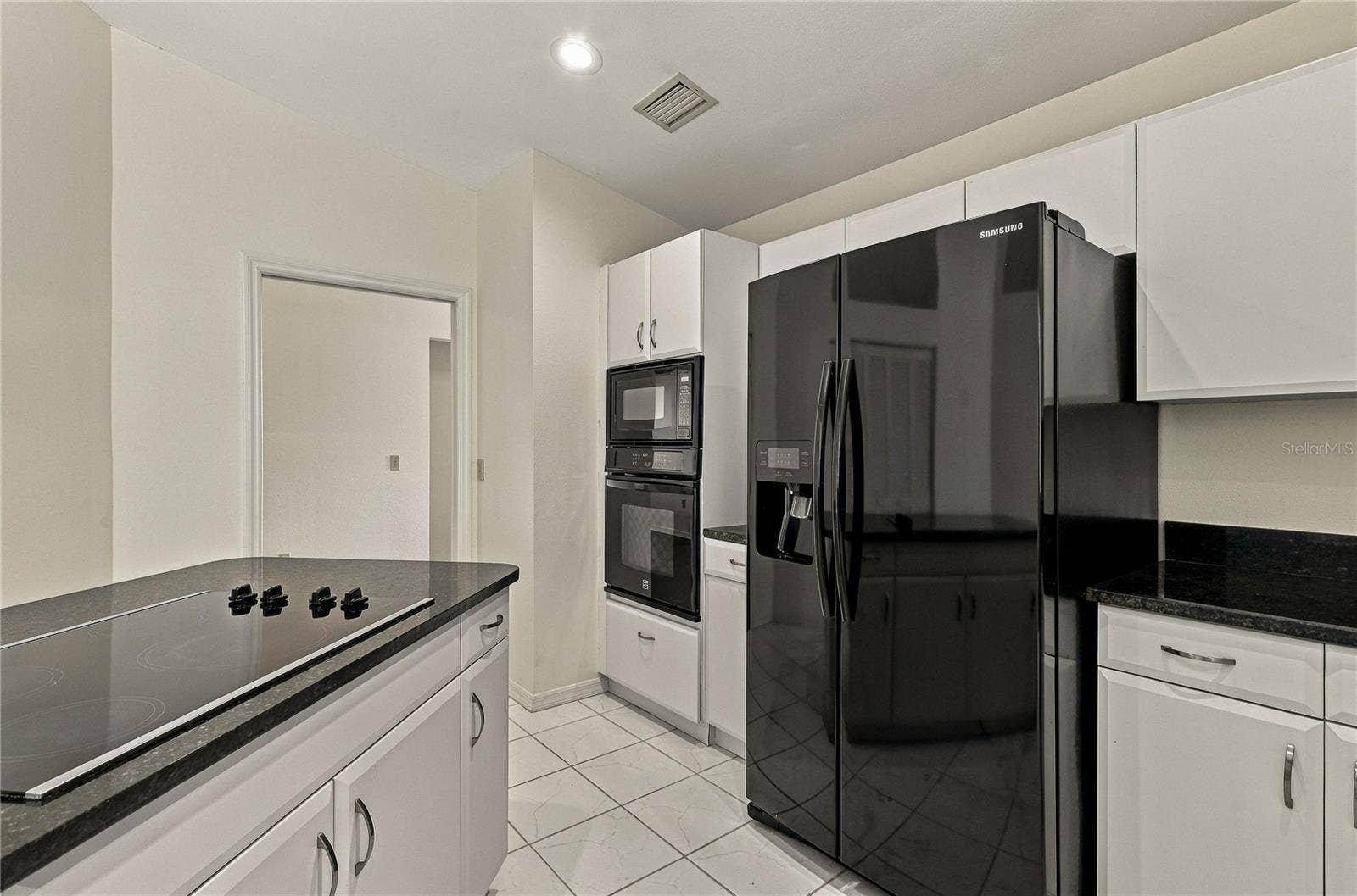 5816 BEAURIVAGE AVENUE, Sarasota, FL 34243 5816 BEAURIVAGE AVENUE, Sarasota, FL 34243
