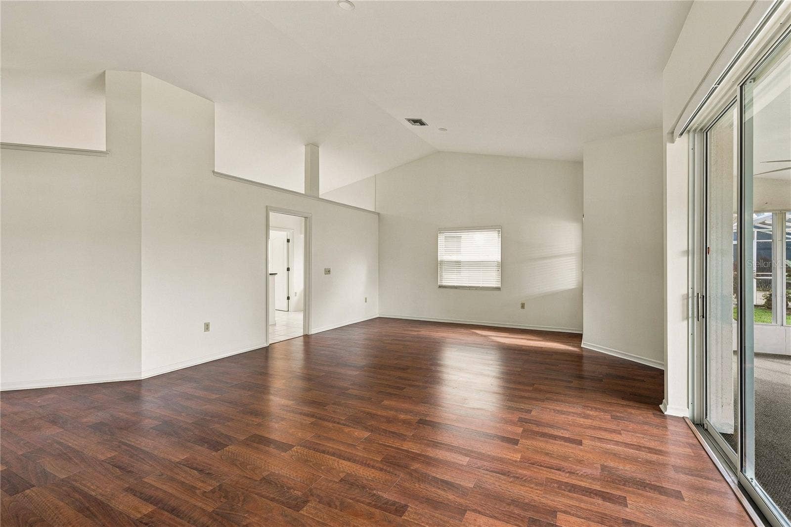 5816 BEAURIVAGE AVENUE, Sarasota, FL 34243 5816 BEAURIVAGE AVENUE, Sarasota, FL 34243
