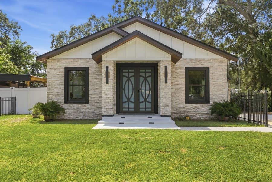 Property photo for 4710 W BAY VIEW AVENUE, Tampa, FL