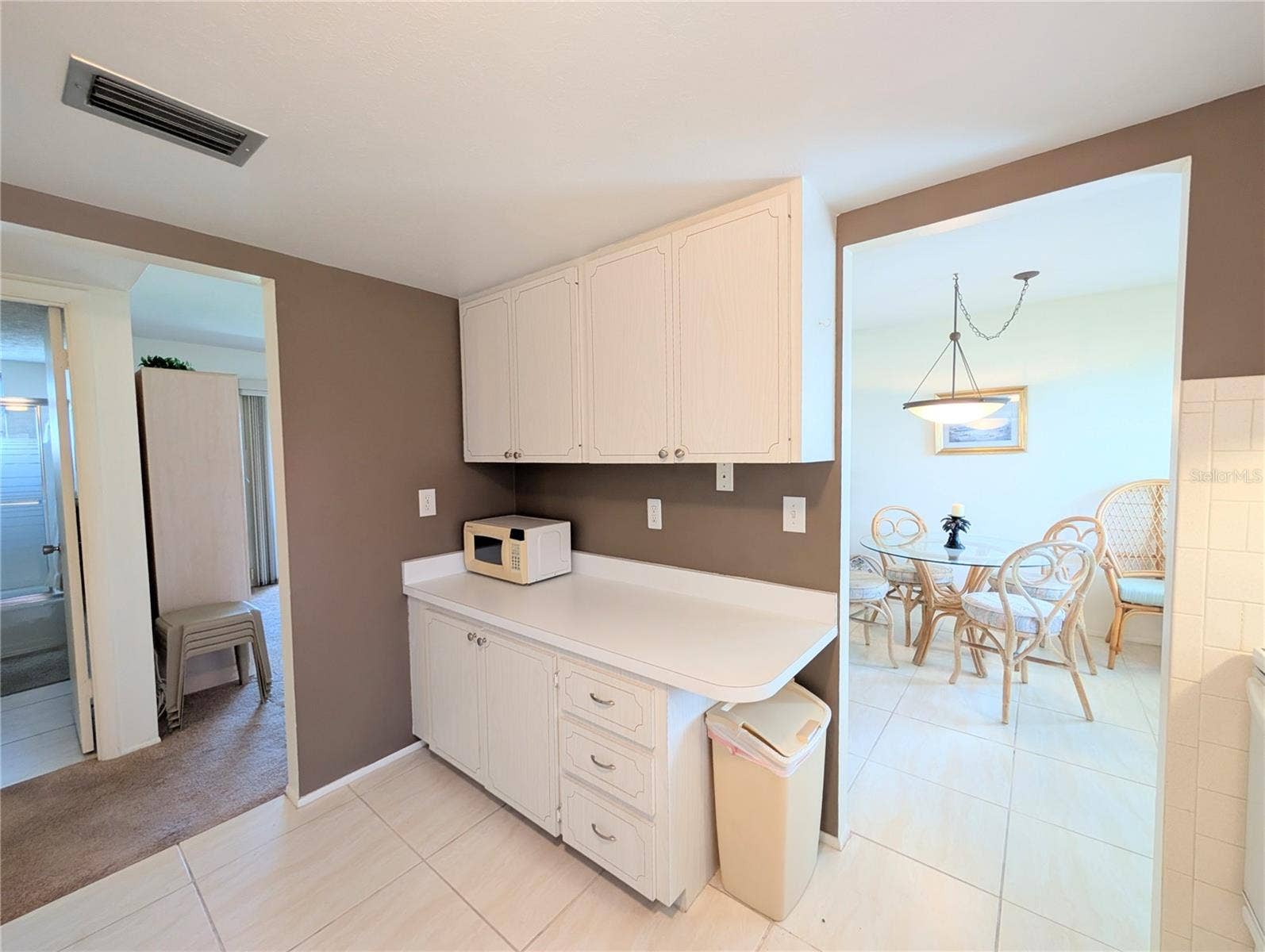 1865 SUNNY DRIVE, #G21, Bradenton, FL 34207 1865 SUNNY DRIVE, #G21, Bradenton, FL 34207