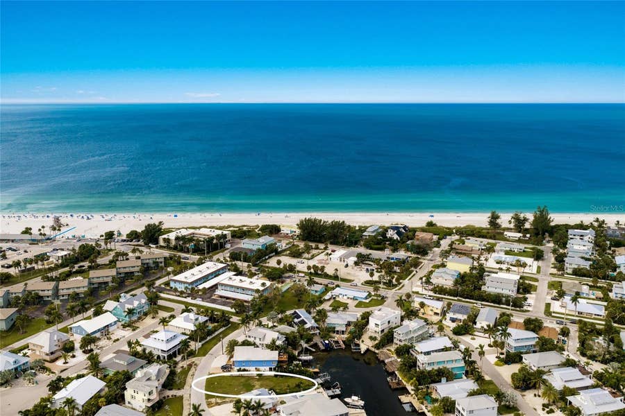 Property photo for 214 S HARBOR DRIVE, Holmes Beach, FL