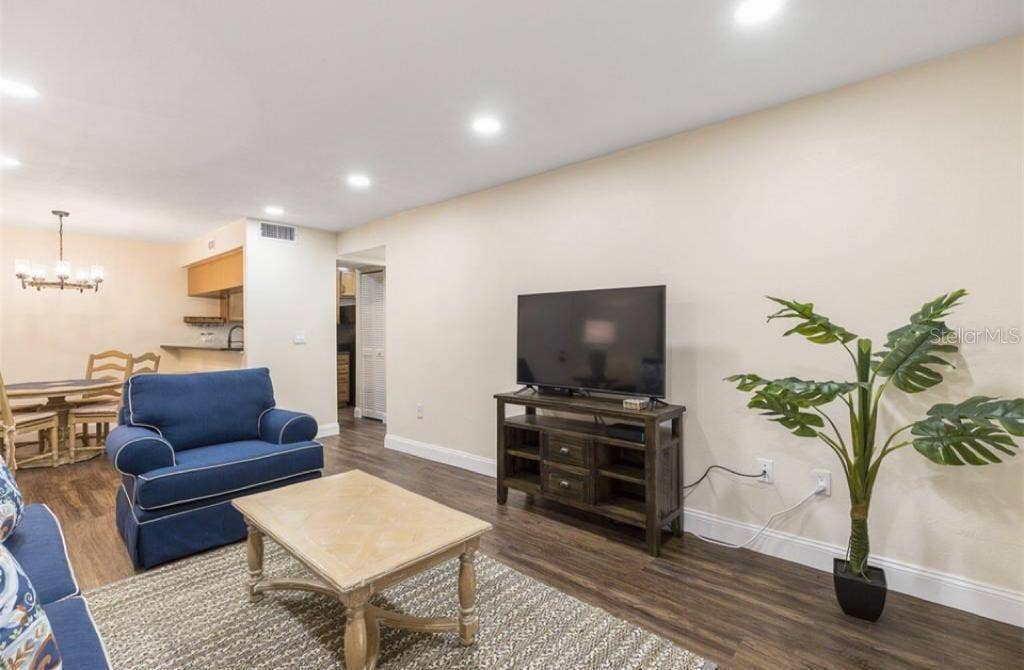 3231 BENEVA ROAD, #101, Sarasota, FL 34232