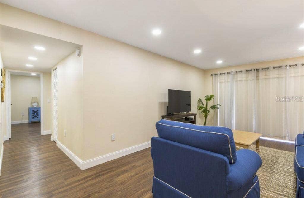 3231 BENEVA ROAD, #101, Sarasota, FL 34232