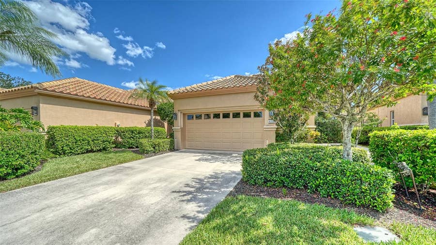 Property photo for 4060 JARDIN LANE, Sarasota, FL
