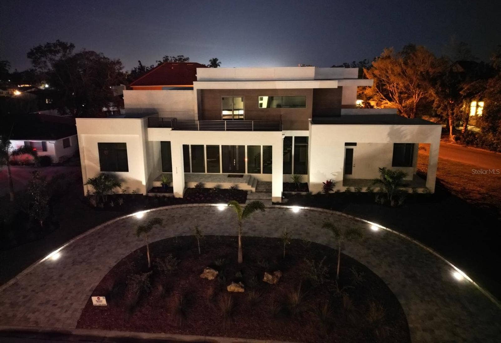 2110 MICHELE DRIVE, Sarasota, FL 34231 Lights In The Circle Paver Brick Drive