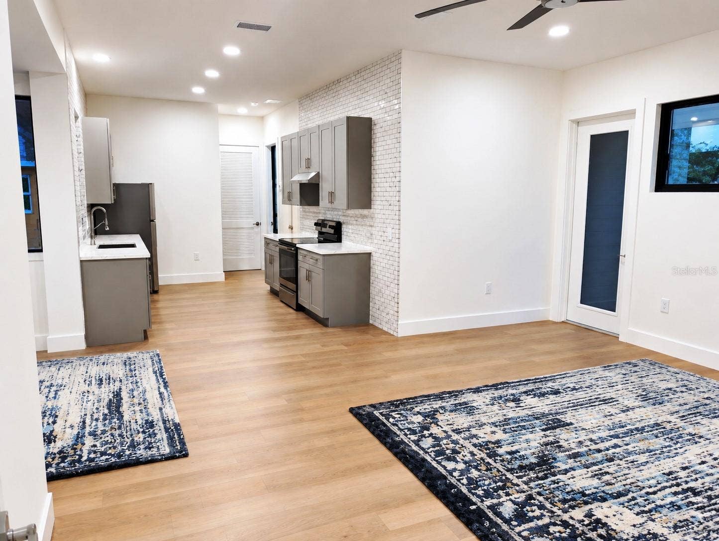 2110 MICHELE DRIVE, Sarasota, FL 34231 Guest Suite