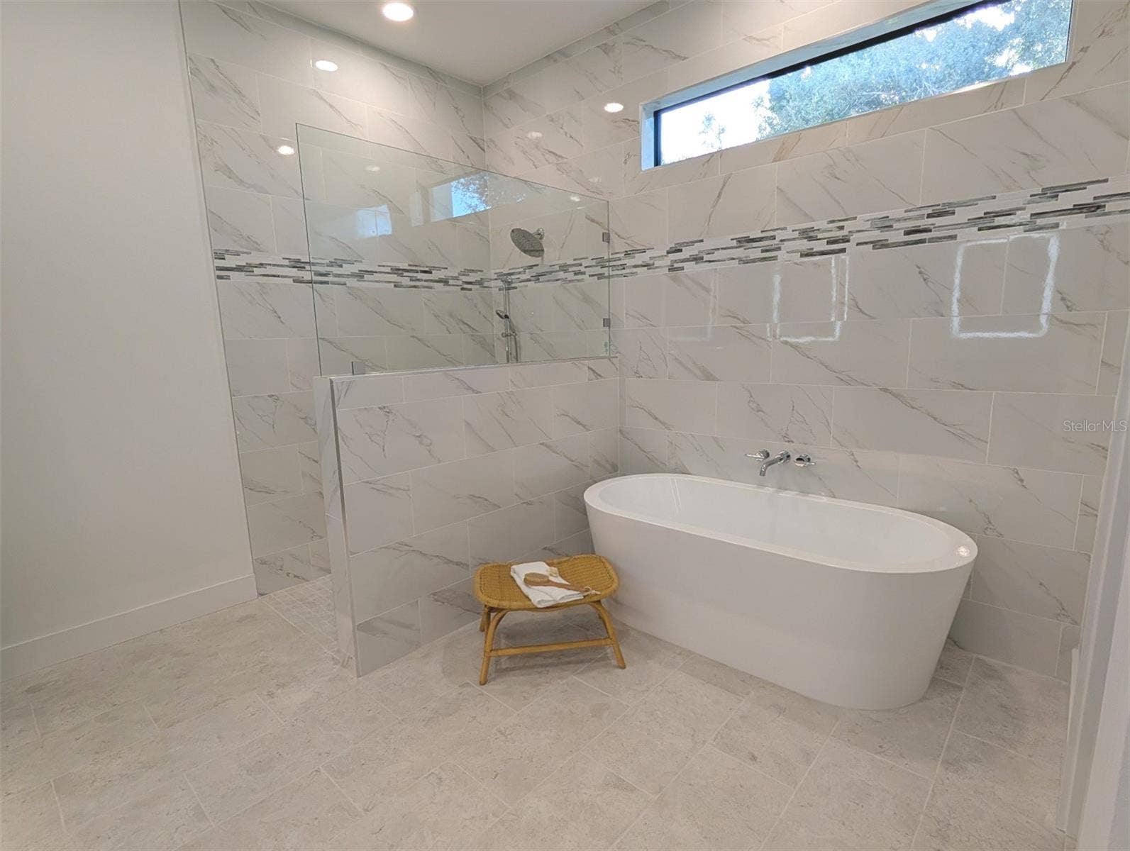 2110 MICHELE DRIVE, Sarasota, FL 34231 Walk in shower and soaking tub