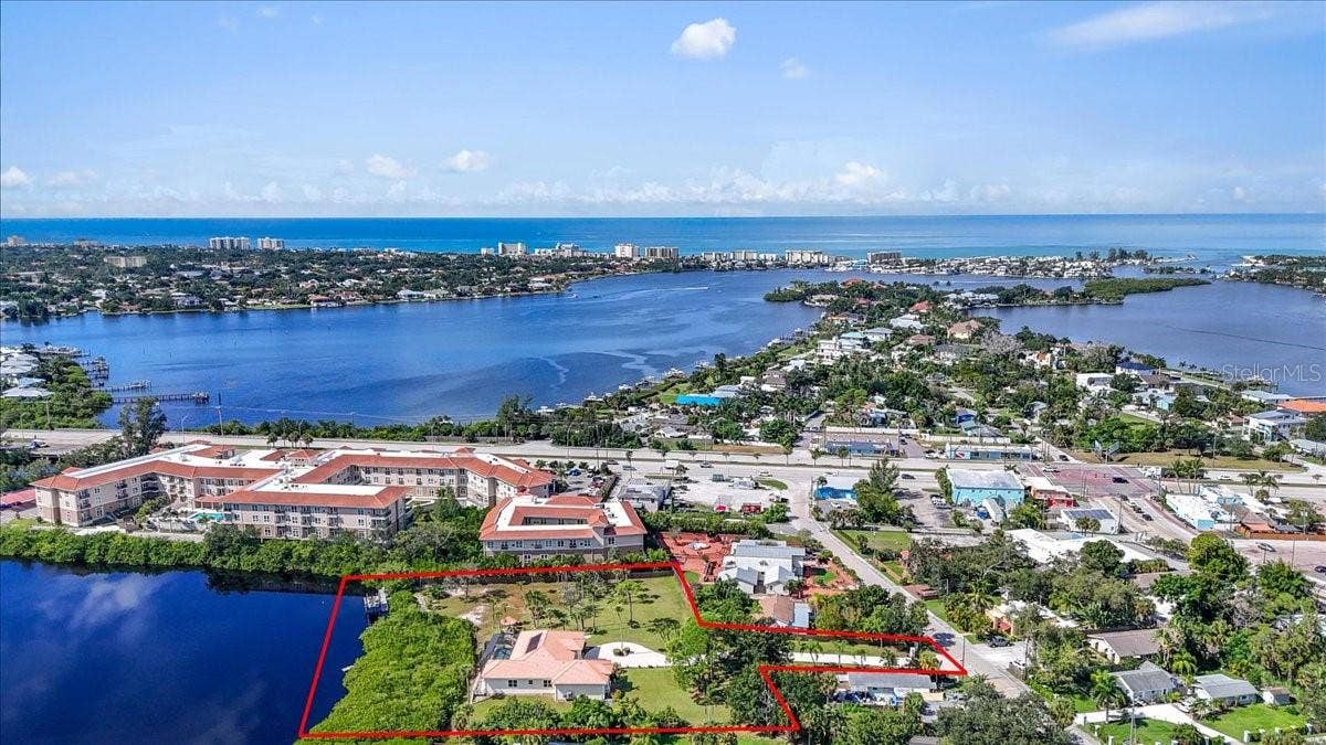 102 BRENDA LANE, Nokomis, FL 34275