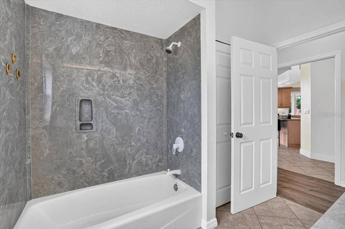 102 BRENDA LANE, Nokomis, FL 34275
