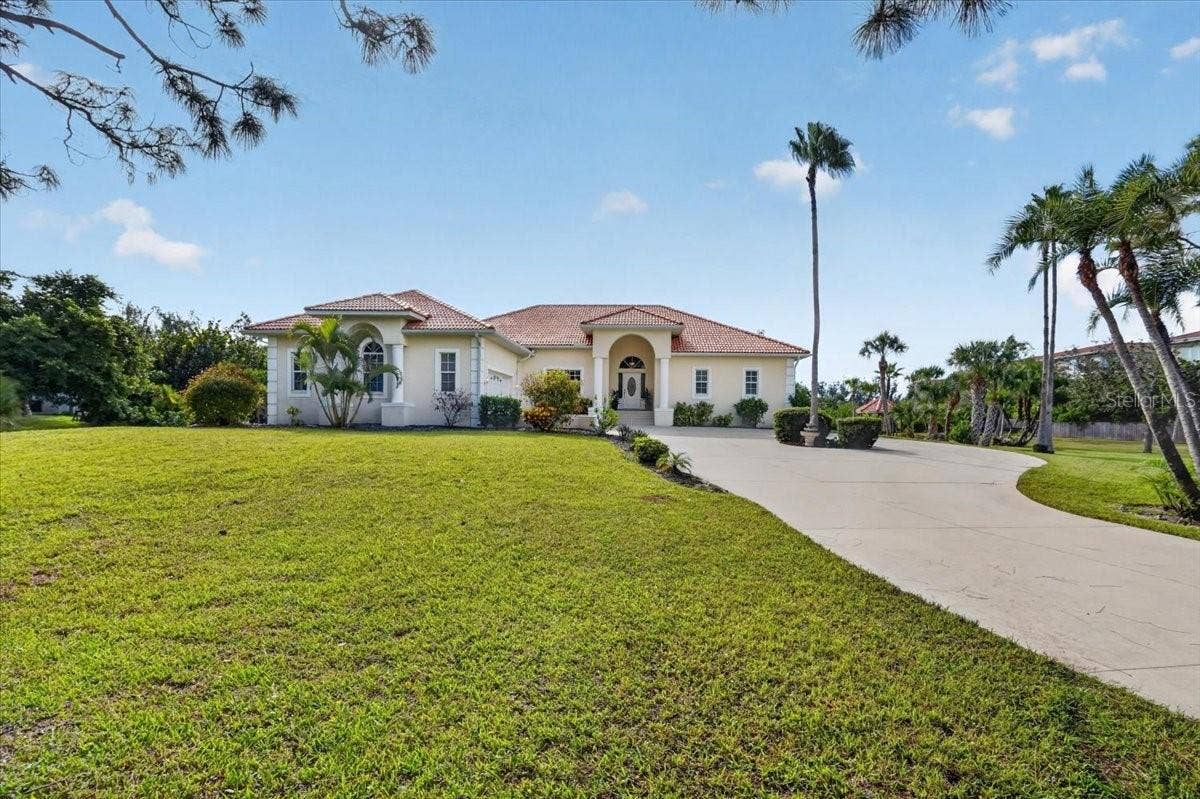 102 BRENDA LANE, Nokomis, FL 34275