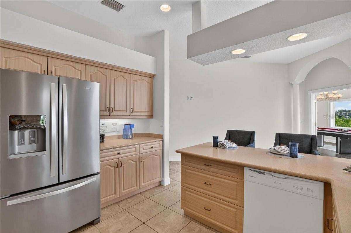102 BRENDA LANE, Nokomis, FL 34275