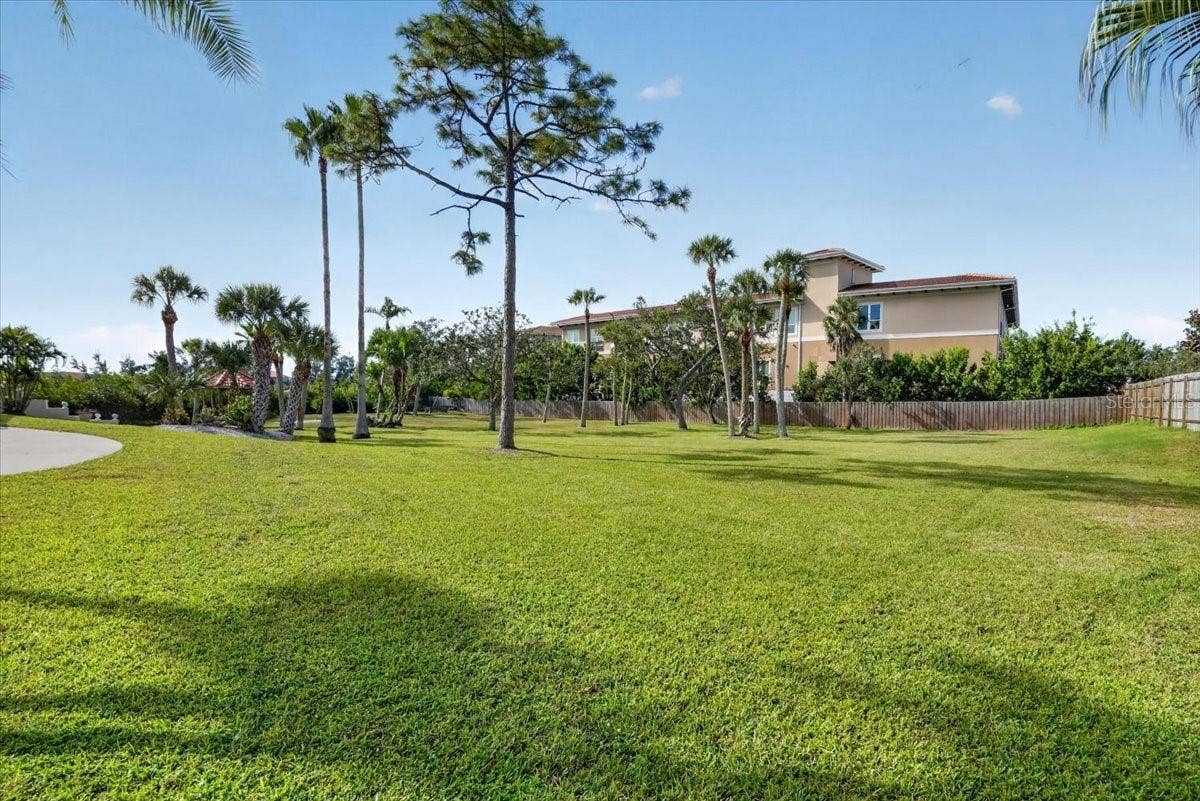 102 BRENDA LANE, Nokomis, FL 34275