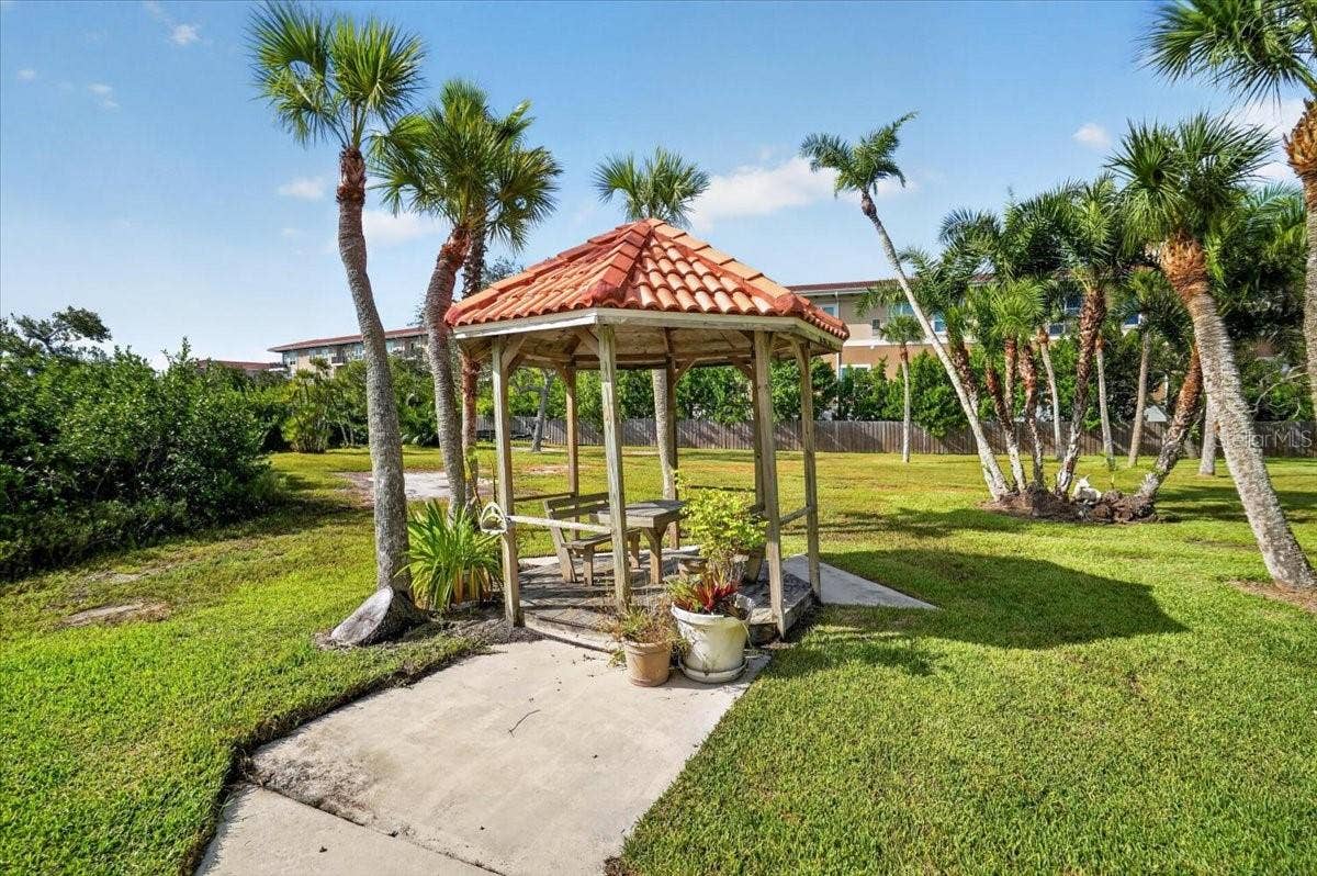 102 BRENDA LANE, Nokomis, FL 34275