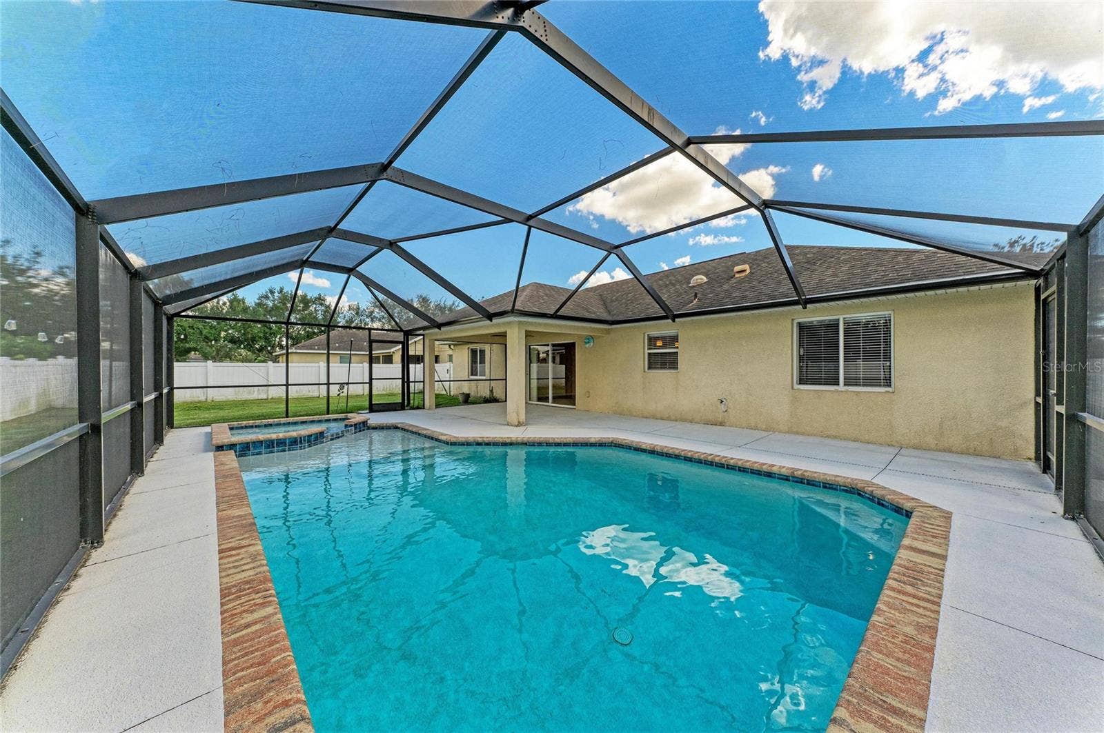 4512 28TH AVENUE E, Palmetto, FL 34221 4512 28TH AVENUE E, Palmetto, FL 34221