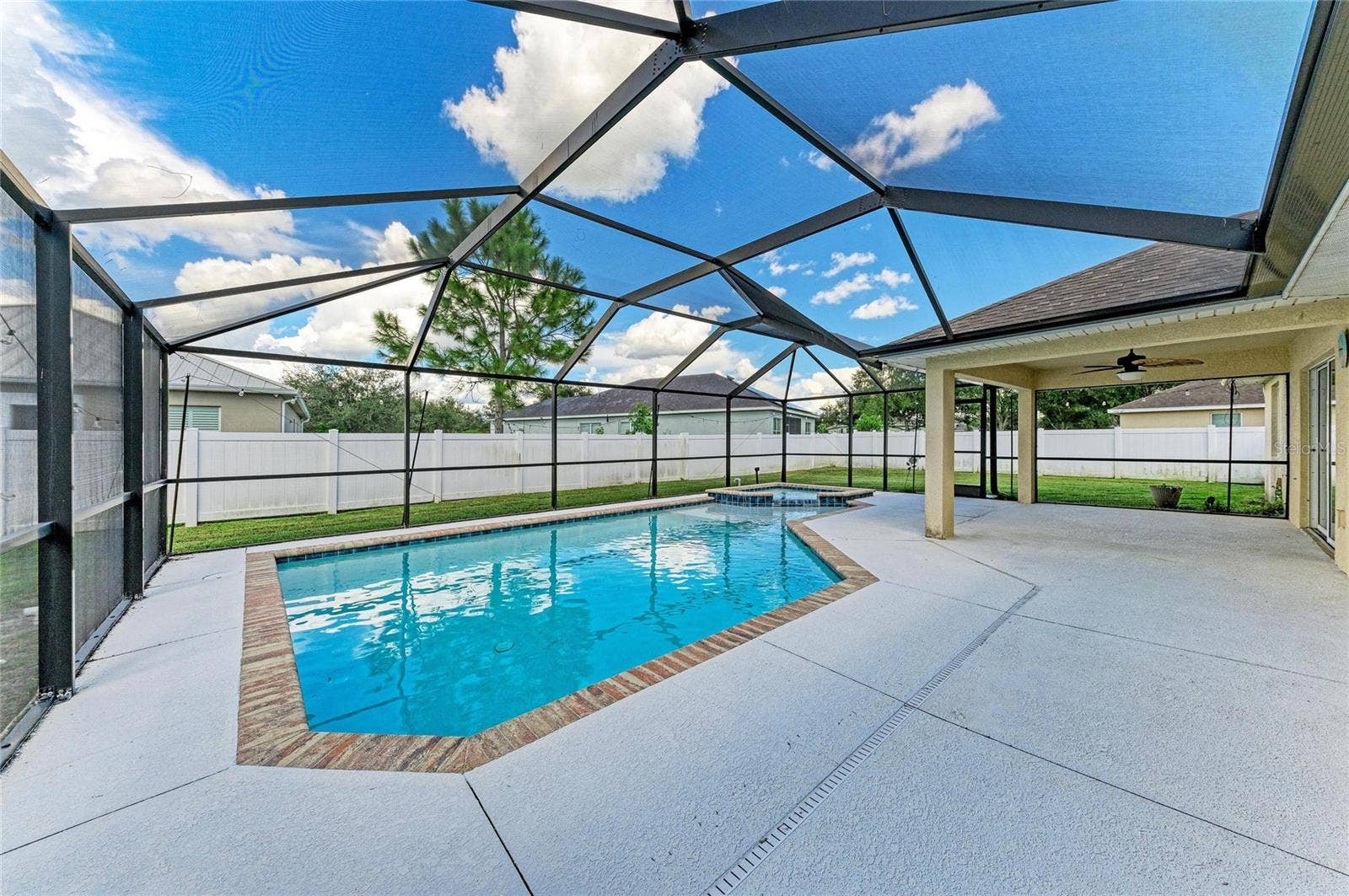 4512 28TH AVENUE E, Palmetto, FL 34221 4512 28TH AVENUE E, Palmetto, FL 34221