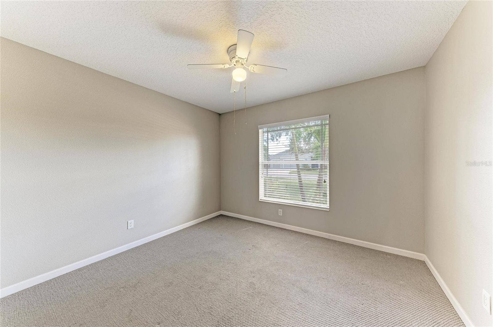 4512 28TH AVENUE E, Palmetto, FL 34221 4512 28TH AVENUE E, Palmetto, FL 34221