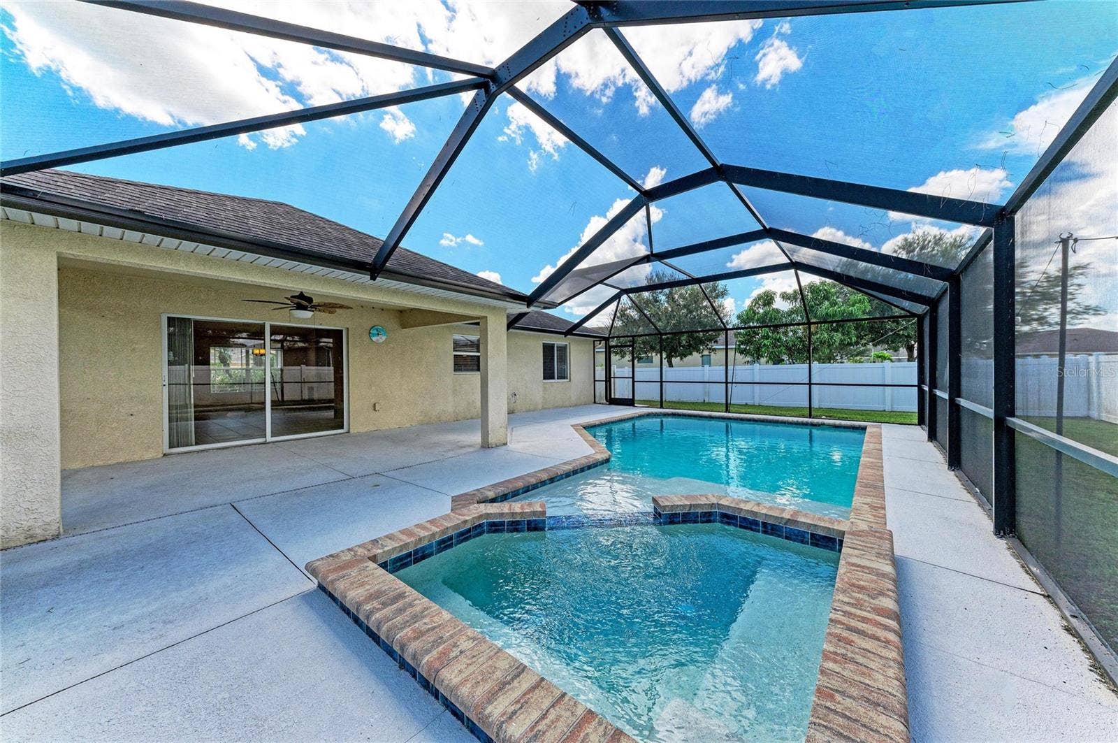 4512 28TH AVENUE E, Palmetto, FL 34221 4512 28TH AVENUE E, Palmetto, FL 34221