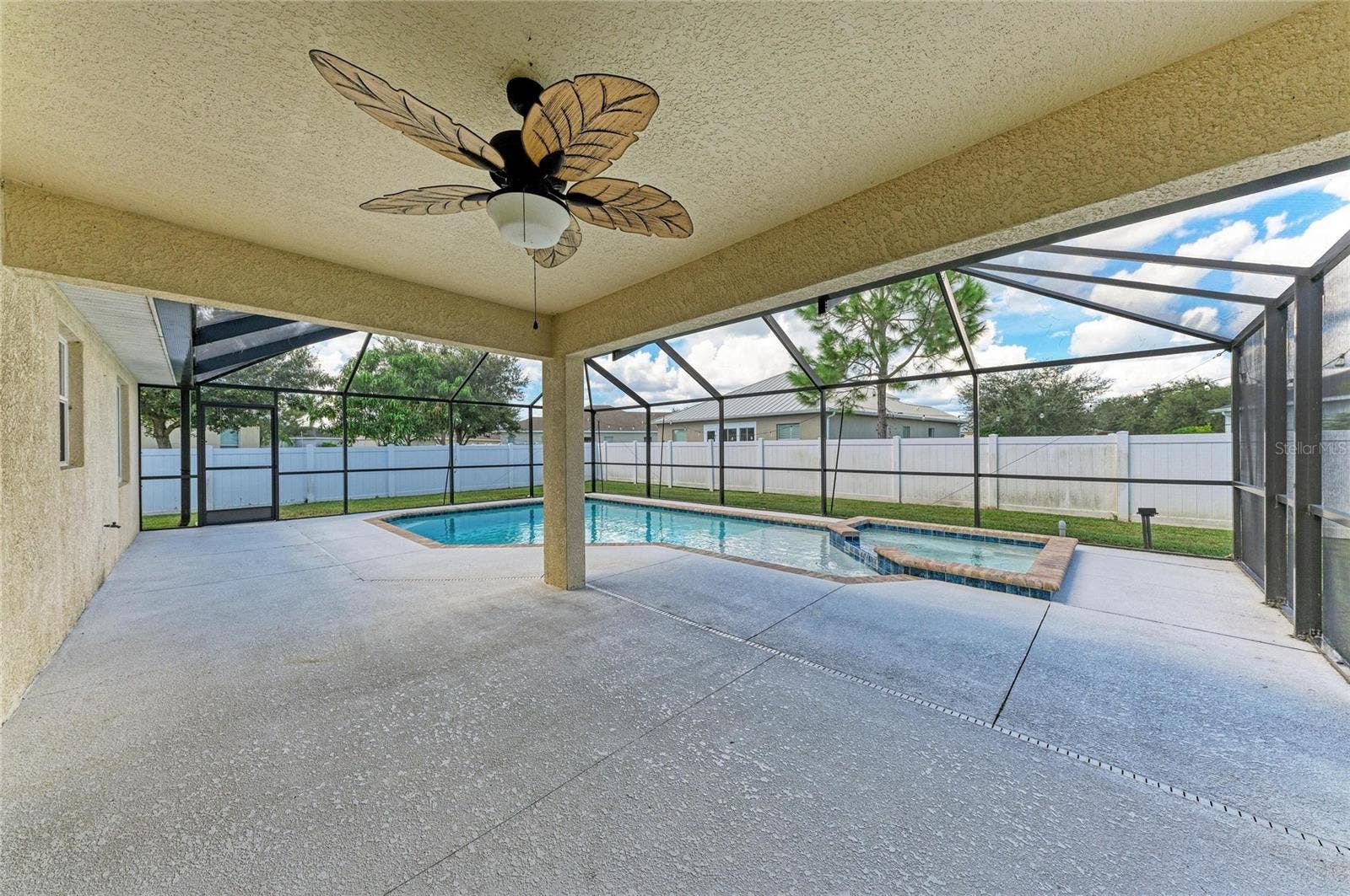4512 28TH AVENUE E, Palmetto, FL 34221 4512 28TH AVENUE E, Palmetto, FL 34221