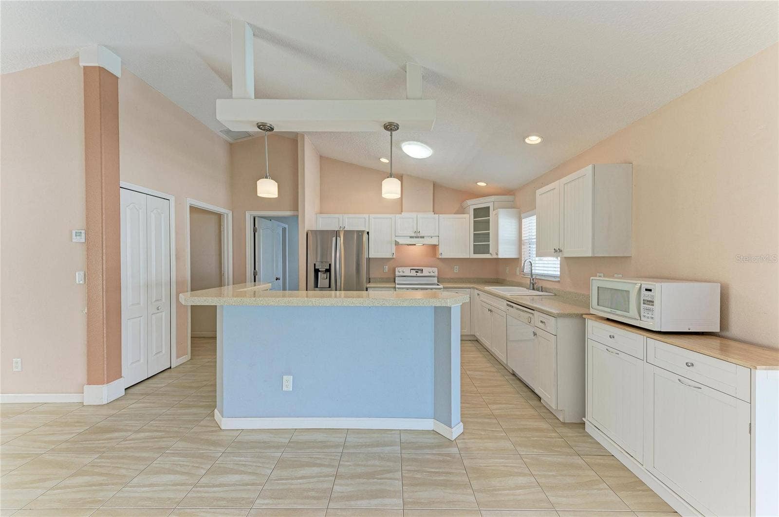 4512 28TH AVENUE E, Palmetto, FL 34221 4512 28TH AVENUE E, Palmetto, FL 34221