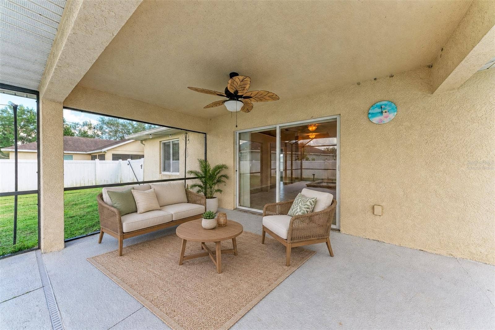 4512 28TH AVENUE E, Palmetto, FL 34221 Virtually Staged