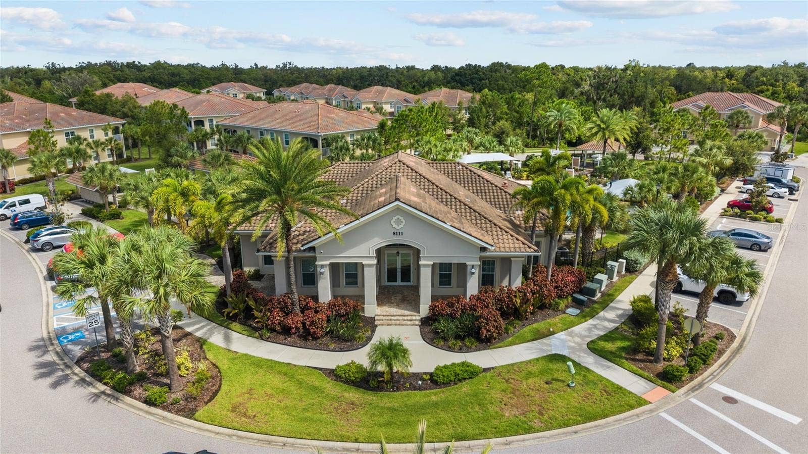 2924 ORIOLE DRIVE, Sarasota, FL 34243 Community clubhouse