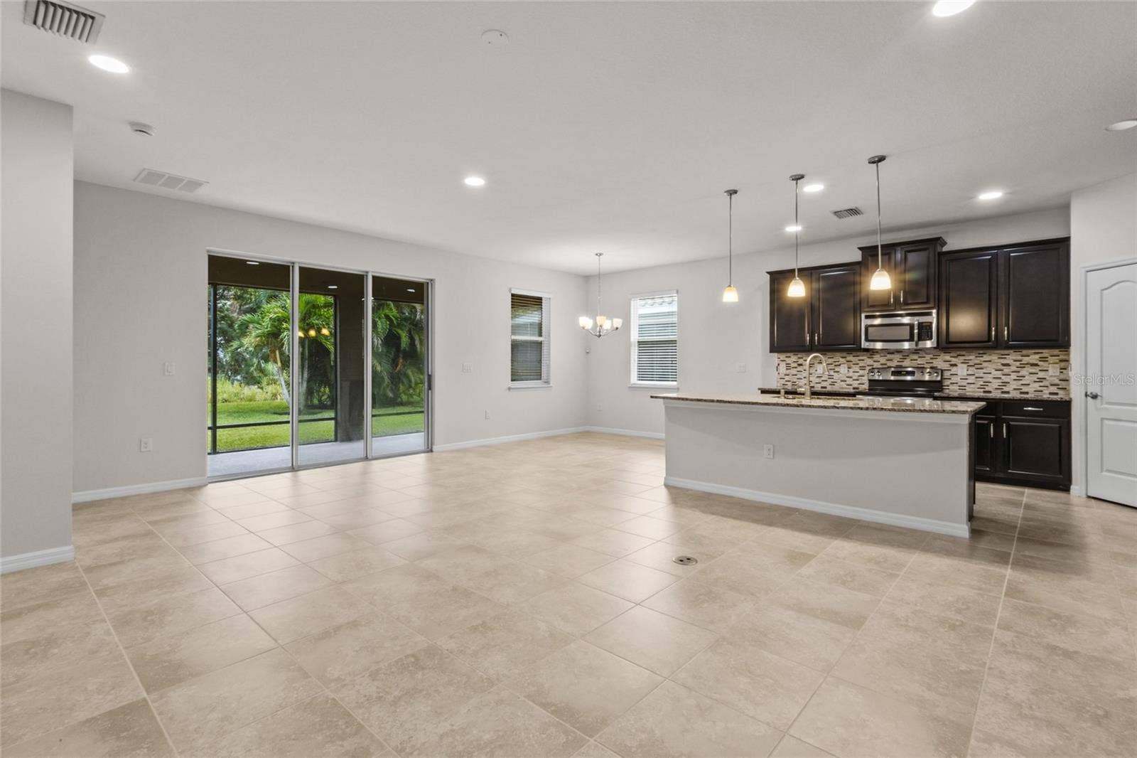 2924 ORIOLE DRIVE, Sarasota, FL 34243 2924 ORIOLE DRIVE, Sarasota, FL 34243