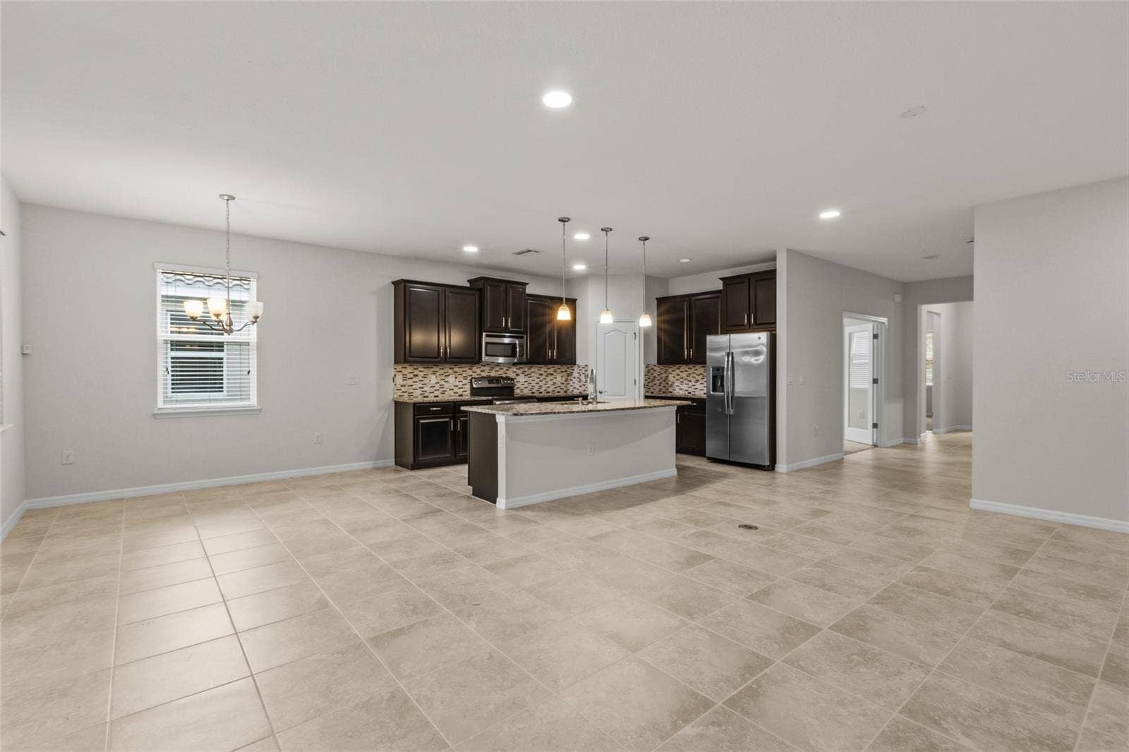 2924 ORIOLE DRIVE, Sarasota, FL 34243 2924 ORIOLE DRIVE, Sarasota, FL 34243