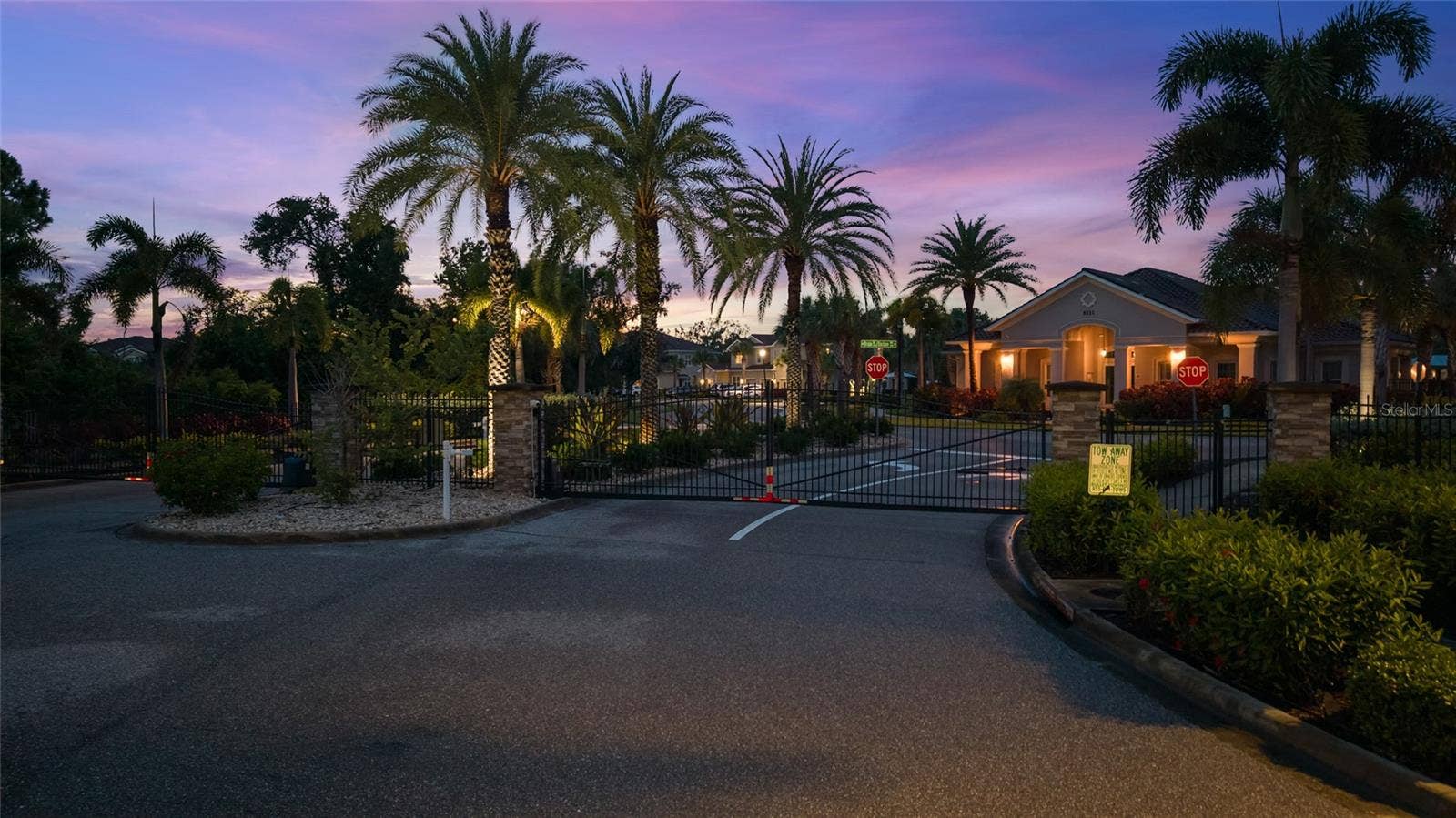2924 ORIOLE DRIVE, Sarasota, FL 34243 2924 ORIOLE DRIVE, Sarasota, FL 34243