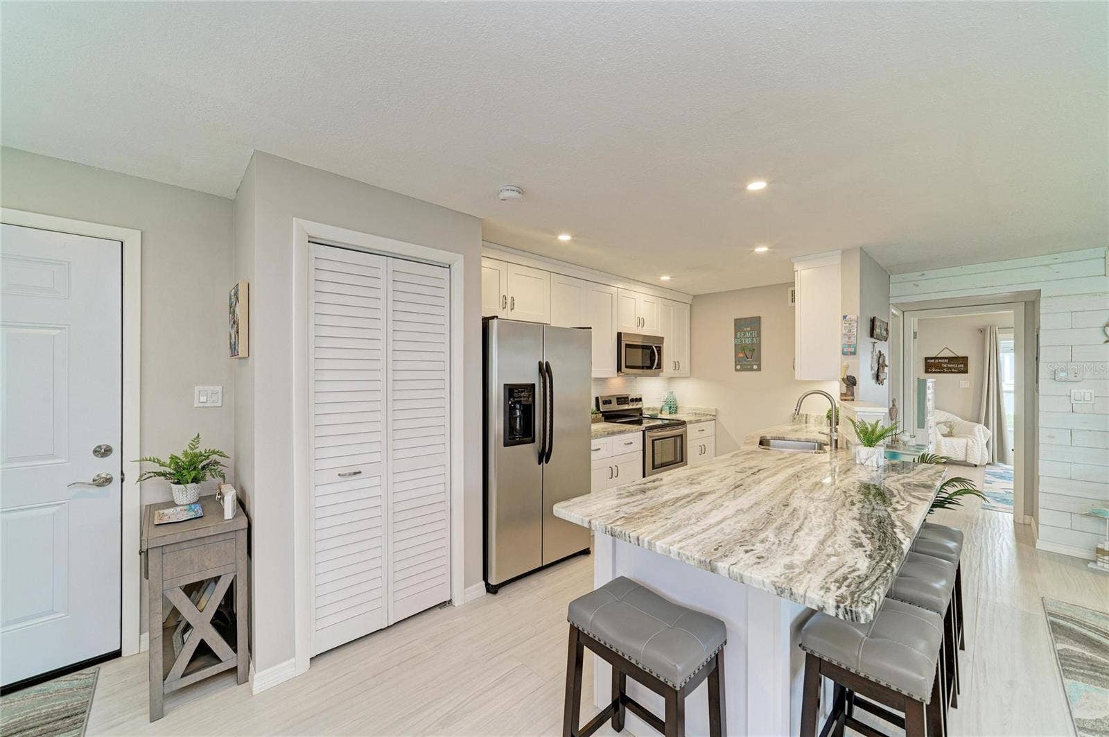 303 47TH AVENUE DRIVE W, #157, Bradenton, FL 34207 303 47TH AVENUE DRIVE W, #157, Bradenton, FL 34207