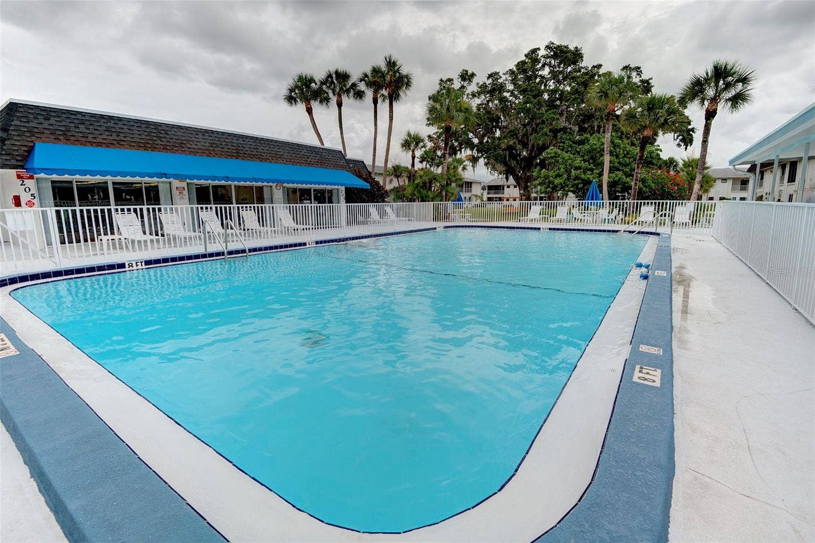 303 47TH AVENUE DRIVE W, #157, Bradenton, FL 34207 303 47TH AVENUE DRIVE W, #157, Bradenton, FL 34207