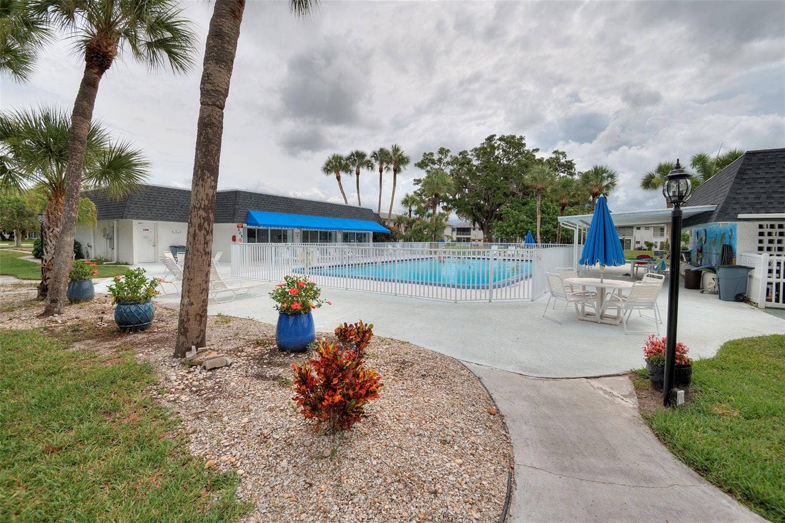 303 47TH AVENUE DRIVE W, #157, Bradenton, FL 34207 303 47TH AVENUE DRIVE W, #157, Bradenton, FL 34207