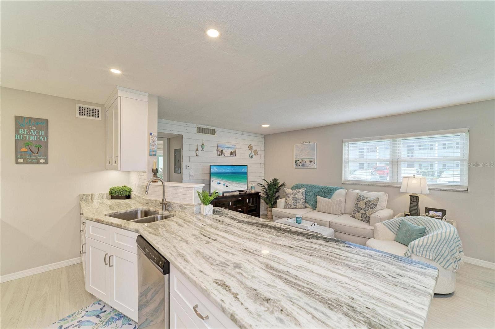 303 47TH AVENUE DRIVE W, #157, Bradenton, FL 34207 303 47TH AVENUE DRIVE W, #157, Bradenton, FL 34207