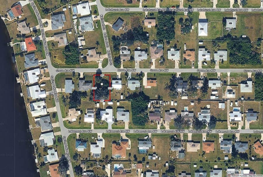 Property photo for 621 GROVE AVENUE NW, Port Charlotte, FL
