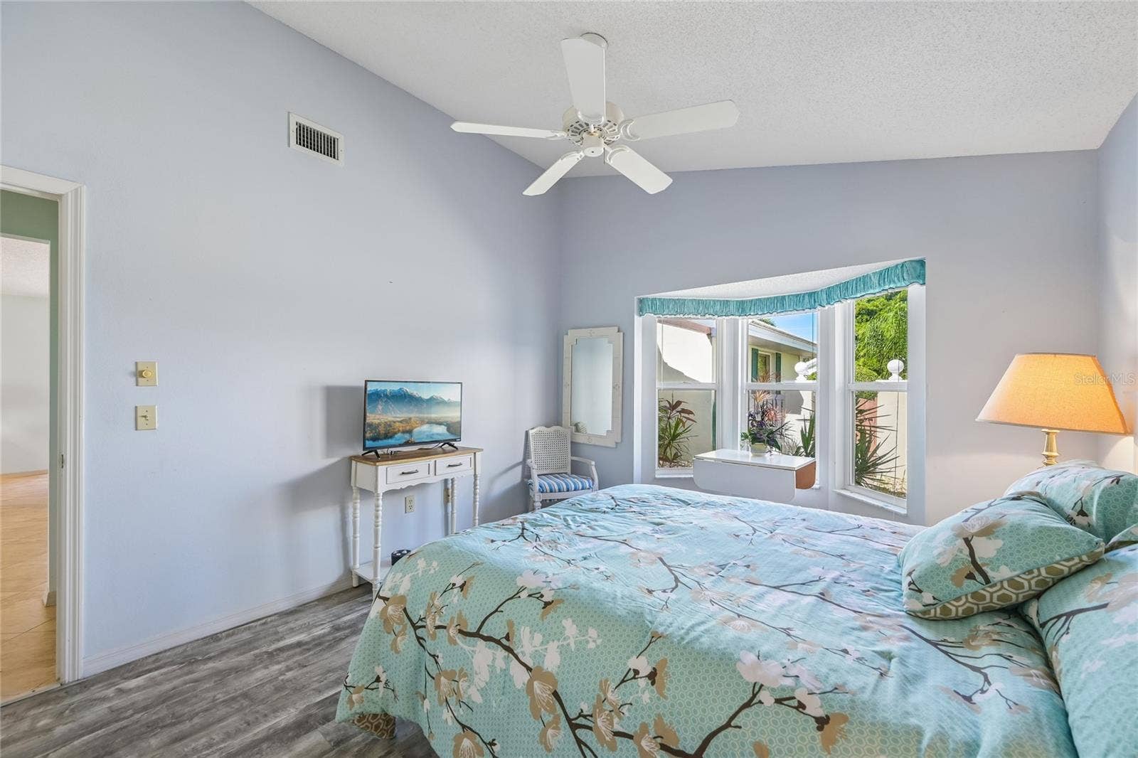 805 HARRINGTON LAKE DRIVE N, #76, Venice, FL 34293 Guest bedroom