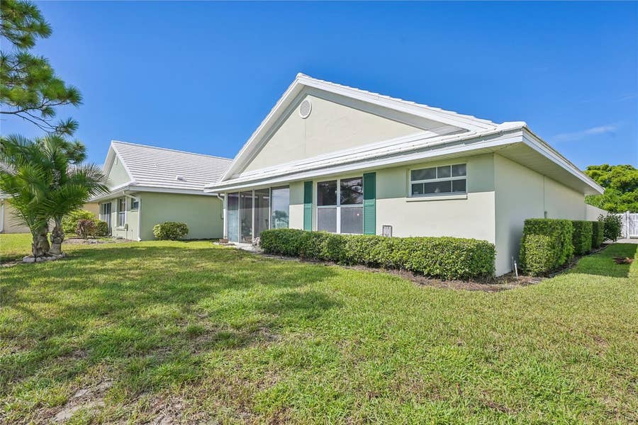 Property photo for 805 HARRINGTON LAKE DRIVE N, #76, Venice, FL