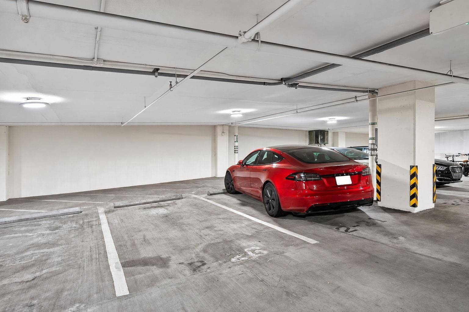 1604 - EV Charging Station Parking Space 2-31