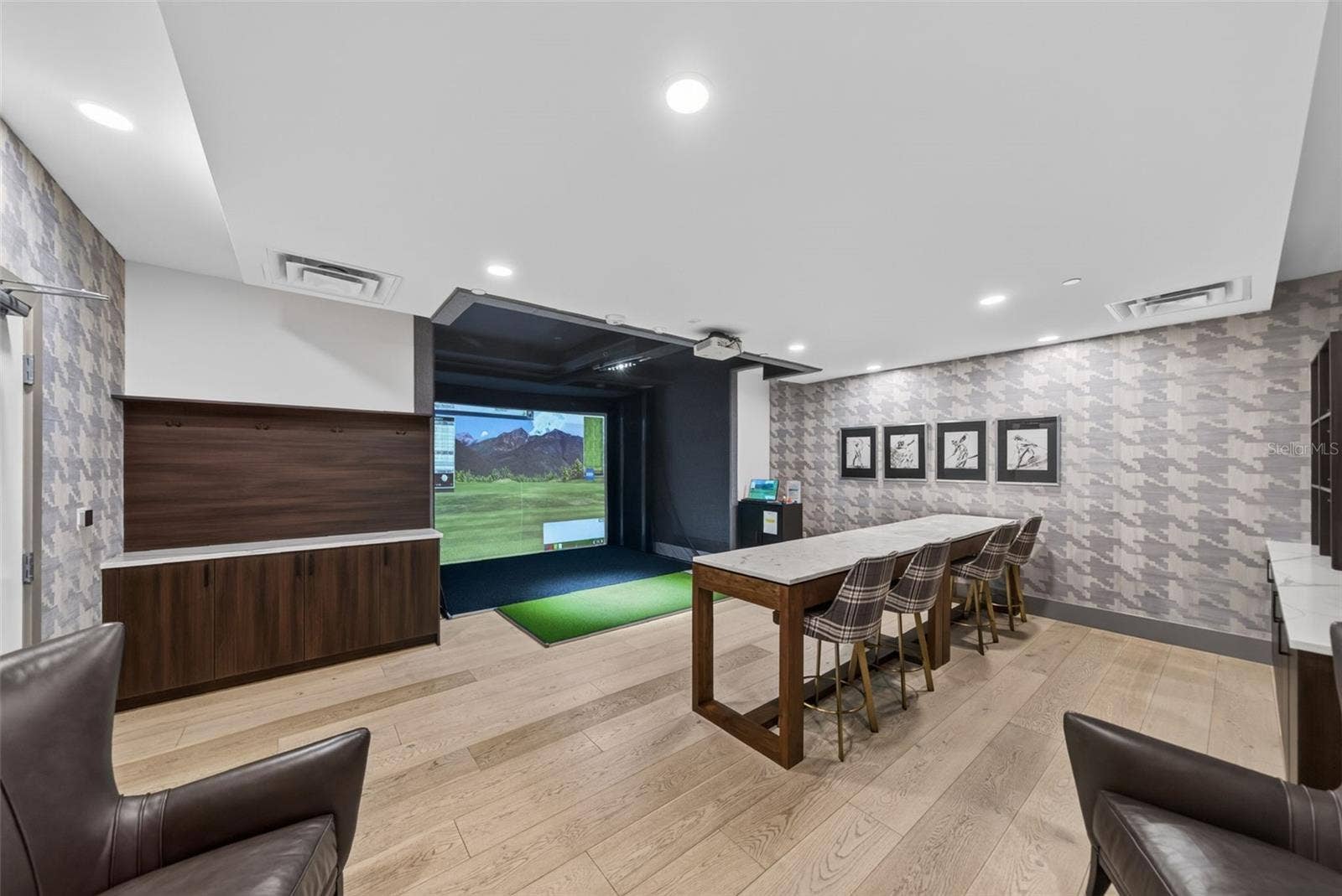 Golf Simulation Room