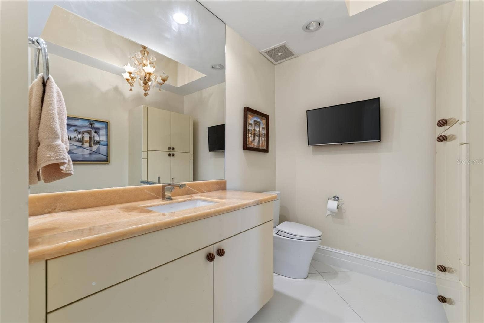 1281 GULF OF MEXICO DRIVE DRIVE, #707, Longboat Key, FL 34228 "His" bathroom