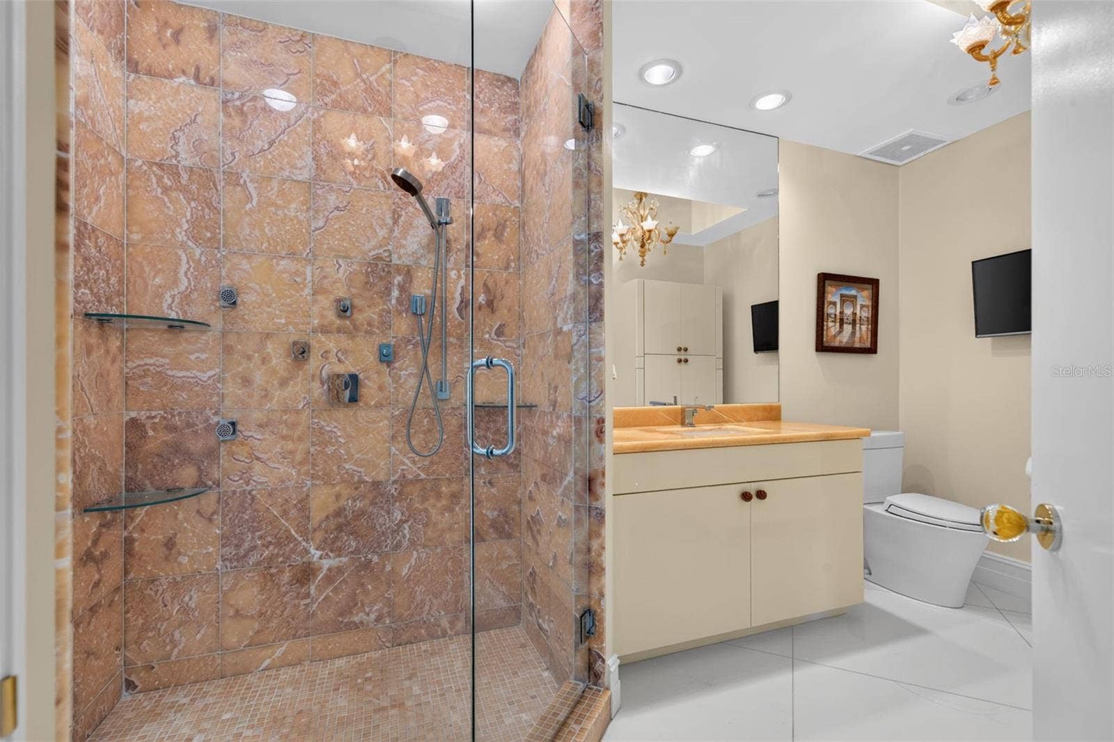 1281 GULF OF MEXICO DRIVE DRIVE, #707, Longboat Key, FL 34228 Shared shower with "his" bath
