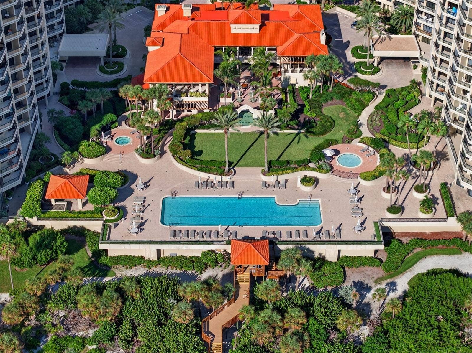 1281 GULF OF MEXICO DRIVE DRIVE, #707, Longboat Key, FL 34228 Building campus
