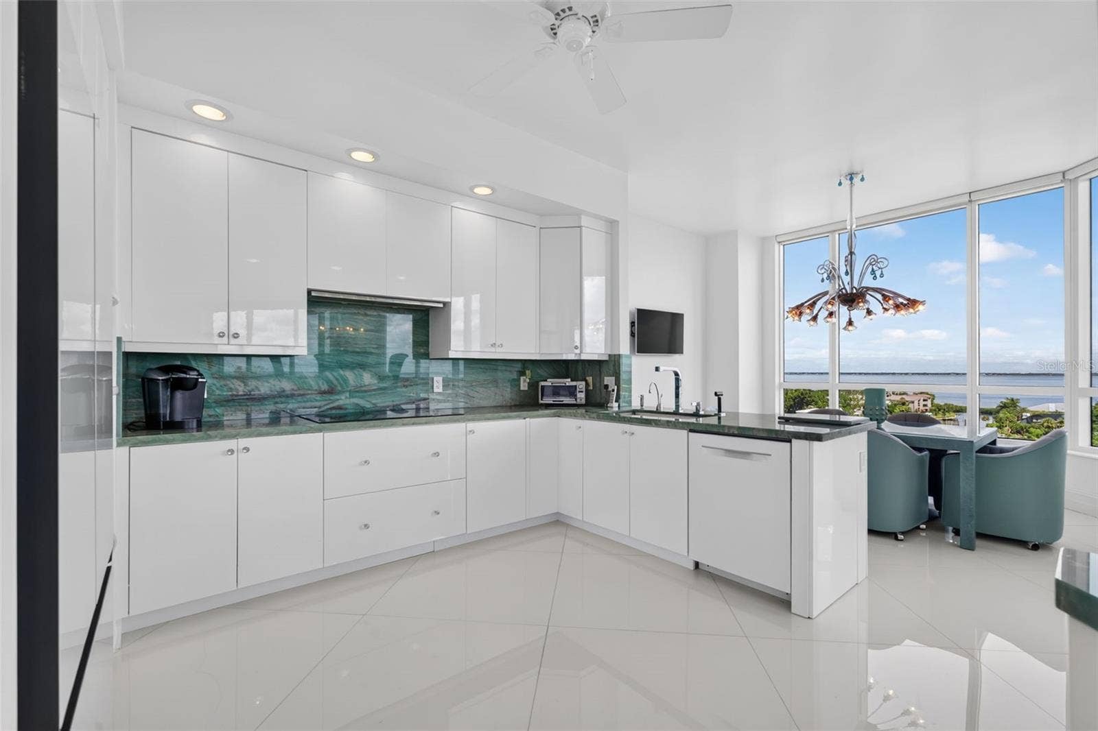 1281 GULF OF MEXICO DRIVE DRIVE, #707, Longboat Key, FL 34228 Kitchen