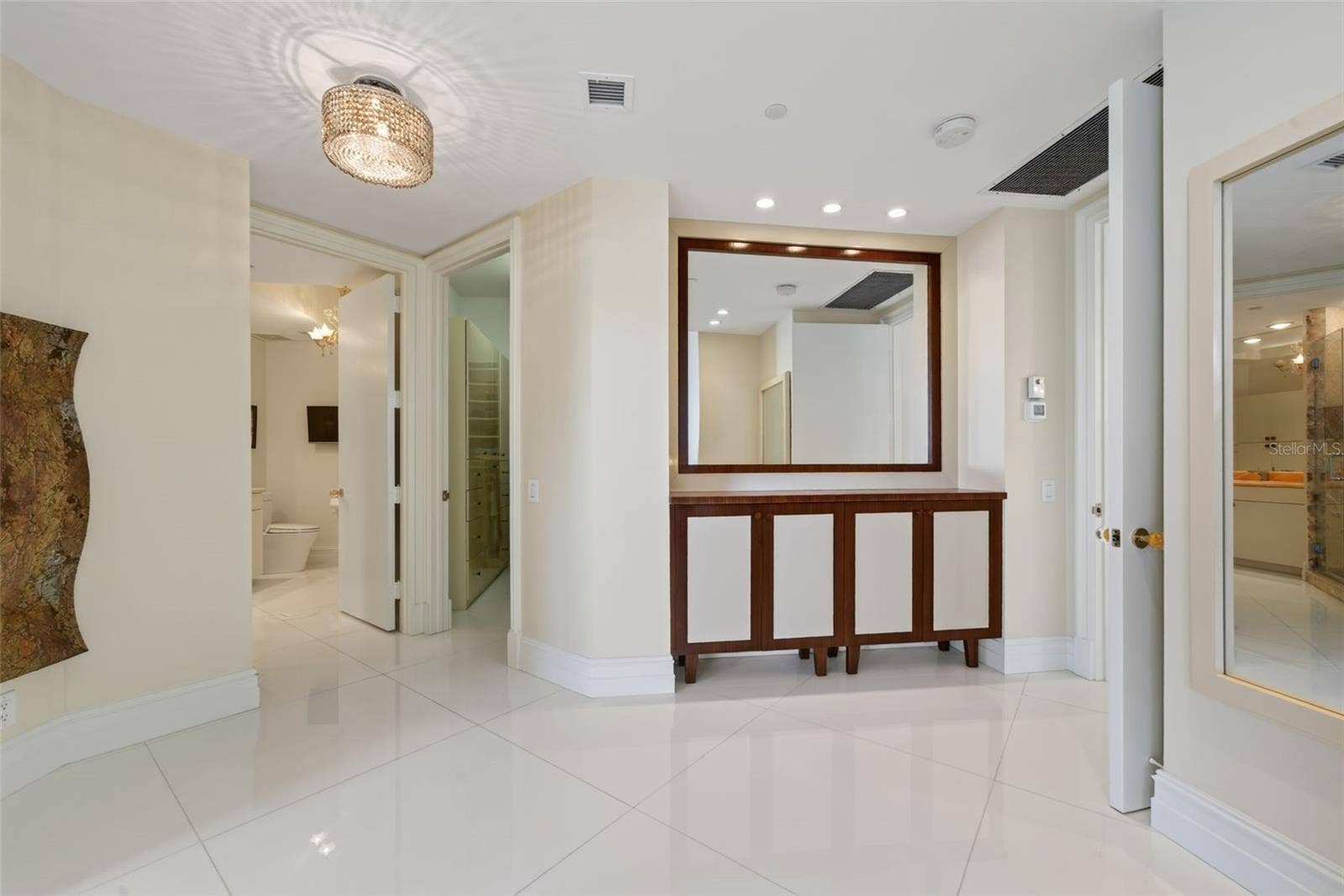 1281 GULF OF MEXICO DRIVE DRIVE, #707, Longboat Key, FL 34228 Primary Bedroom foyer