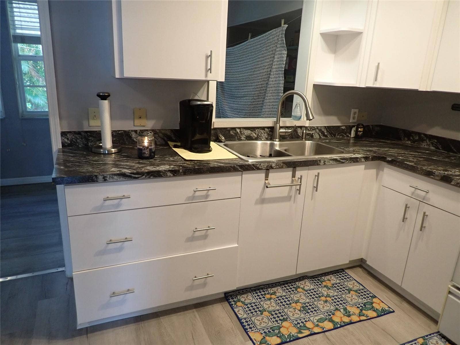 4158 TAMIAMI TRAIL, #J5, Port Charlotte, FL 33952 Kitchen