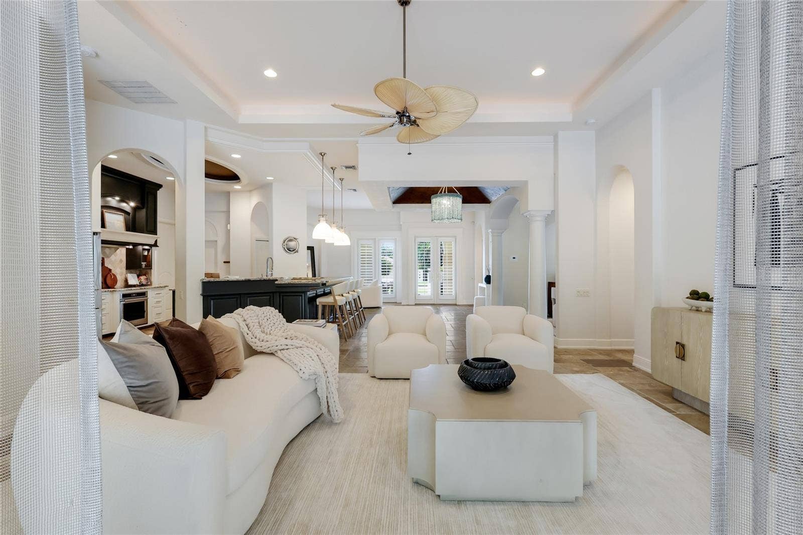 4946 BRYWILL CIRCLE, Sarasota, FL 34234 4946 BRYWILL CIRCLE, Sarasota, FL 34234