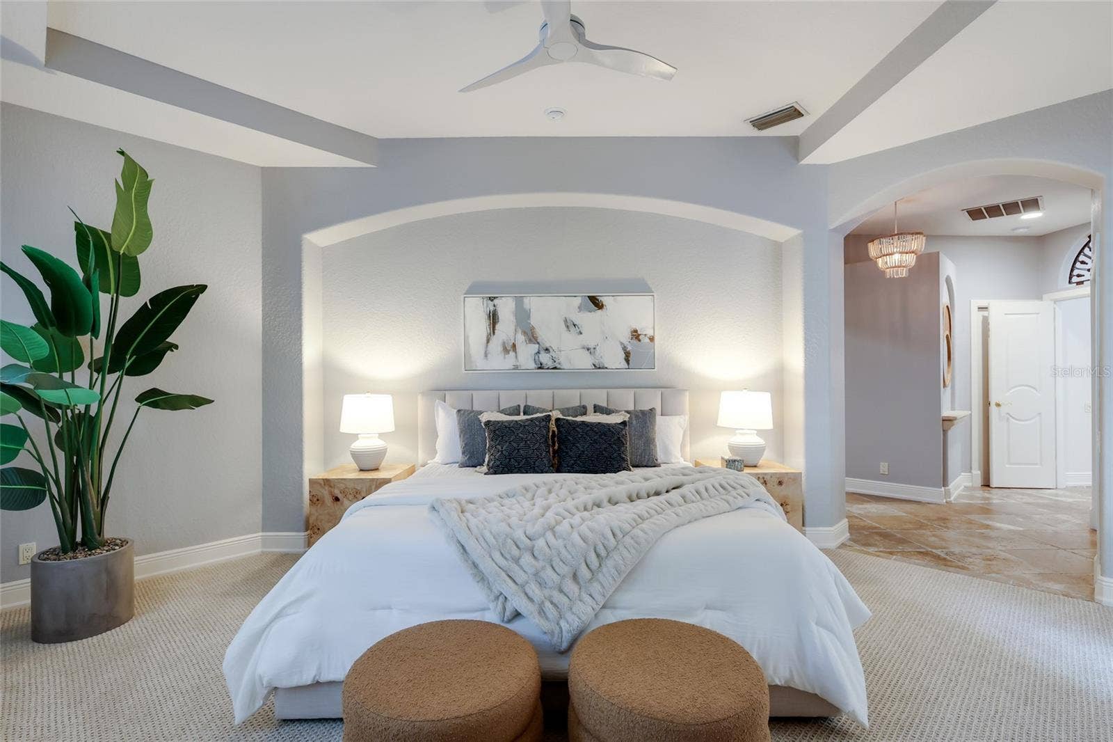 4946 BRYWILL CIRCLE, Sarasota, FL 34234 4946 BRYWILL CIRCLE, Sarasota, FL 34234