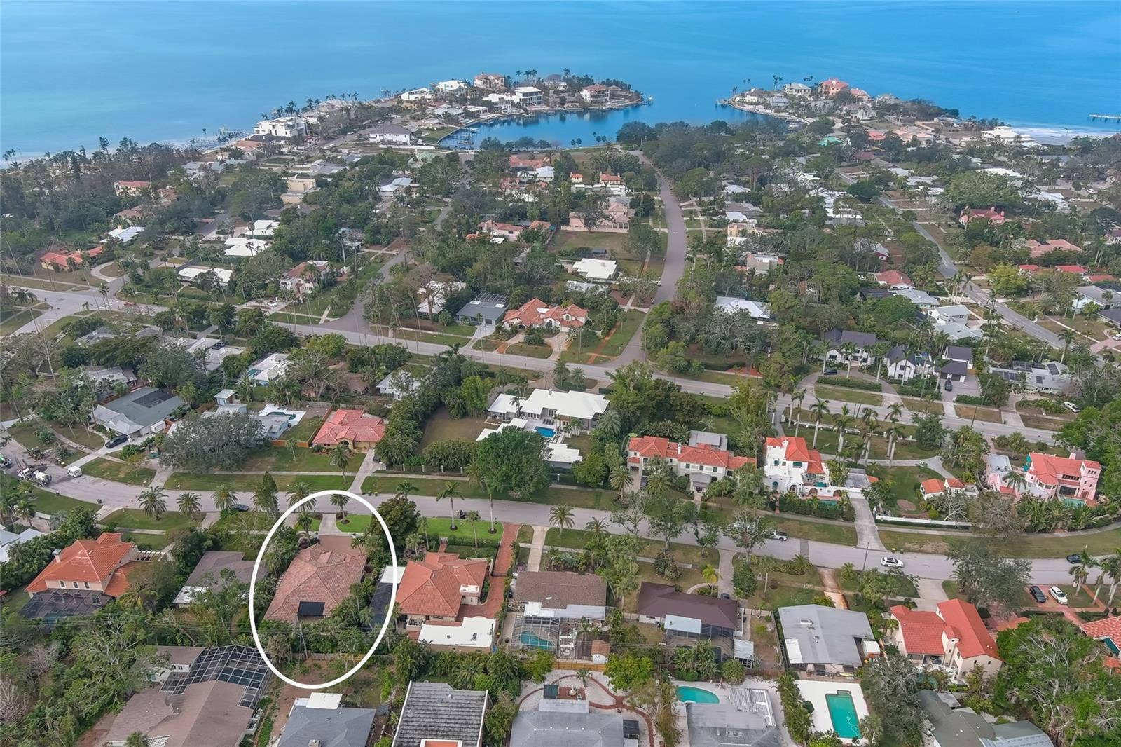 4946 BRYWILL CIRCLE, Sarasota, FL 34234 4946 BRYWILL CIRCLE, Sarasota, FL 34234