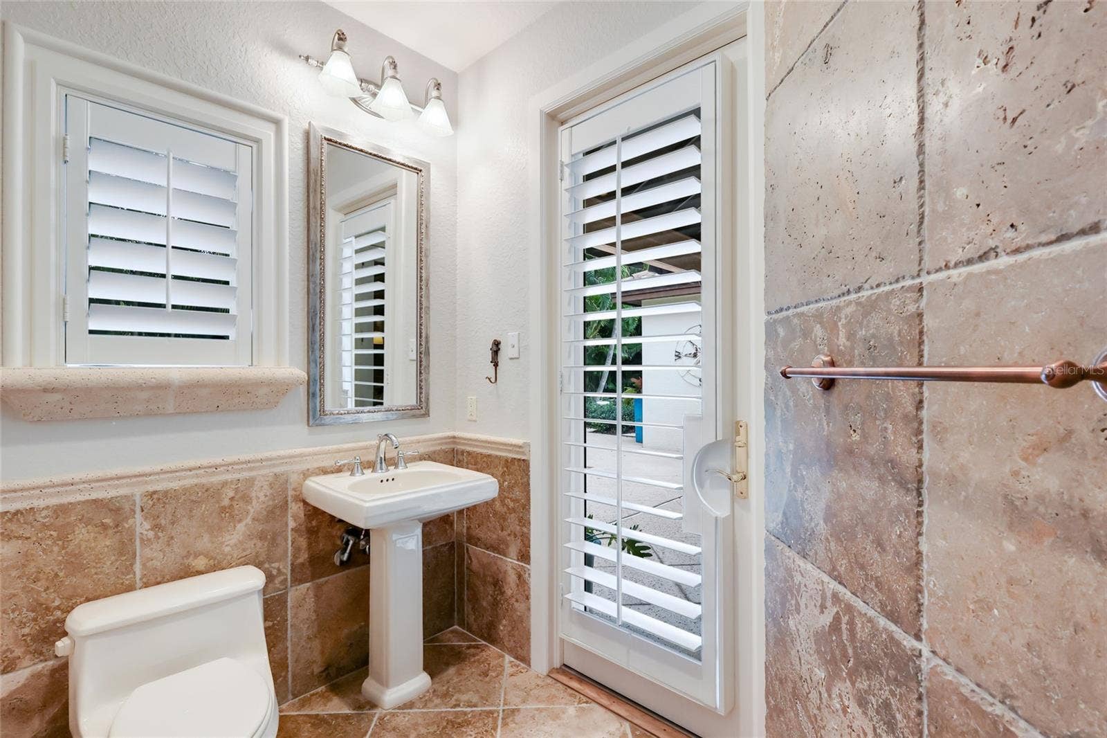 4946 BRYWILL CIRCLE, Sarasota, FL 34234 4946 BRYWILL CIRCLE, Sarasota, FL 34234