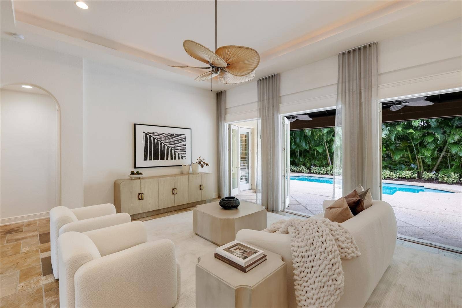 4946 BRYWILL CIRCLE, Sarasota, FL 34234 4946 BRYWILL CIRCLE, Sarasota, FL 34234