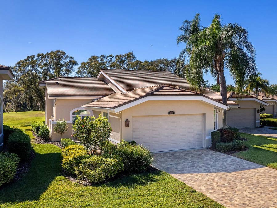 Property photo for 4022 PENSHURST PARK, Sarasota, FL